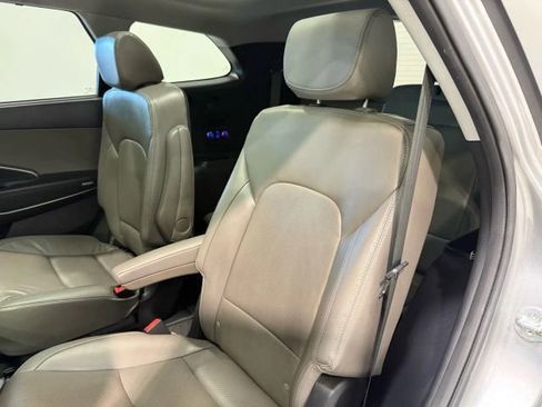 Used 2019 Hyundai Santa Fe XL image 26