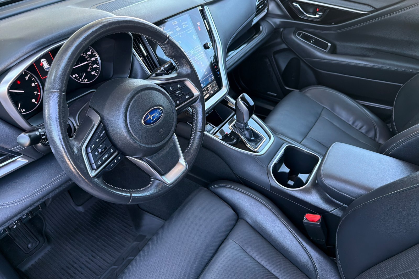 Used 2023 Subaru Outback Limited AWD/4WD image 12