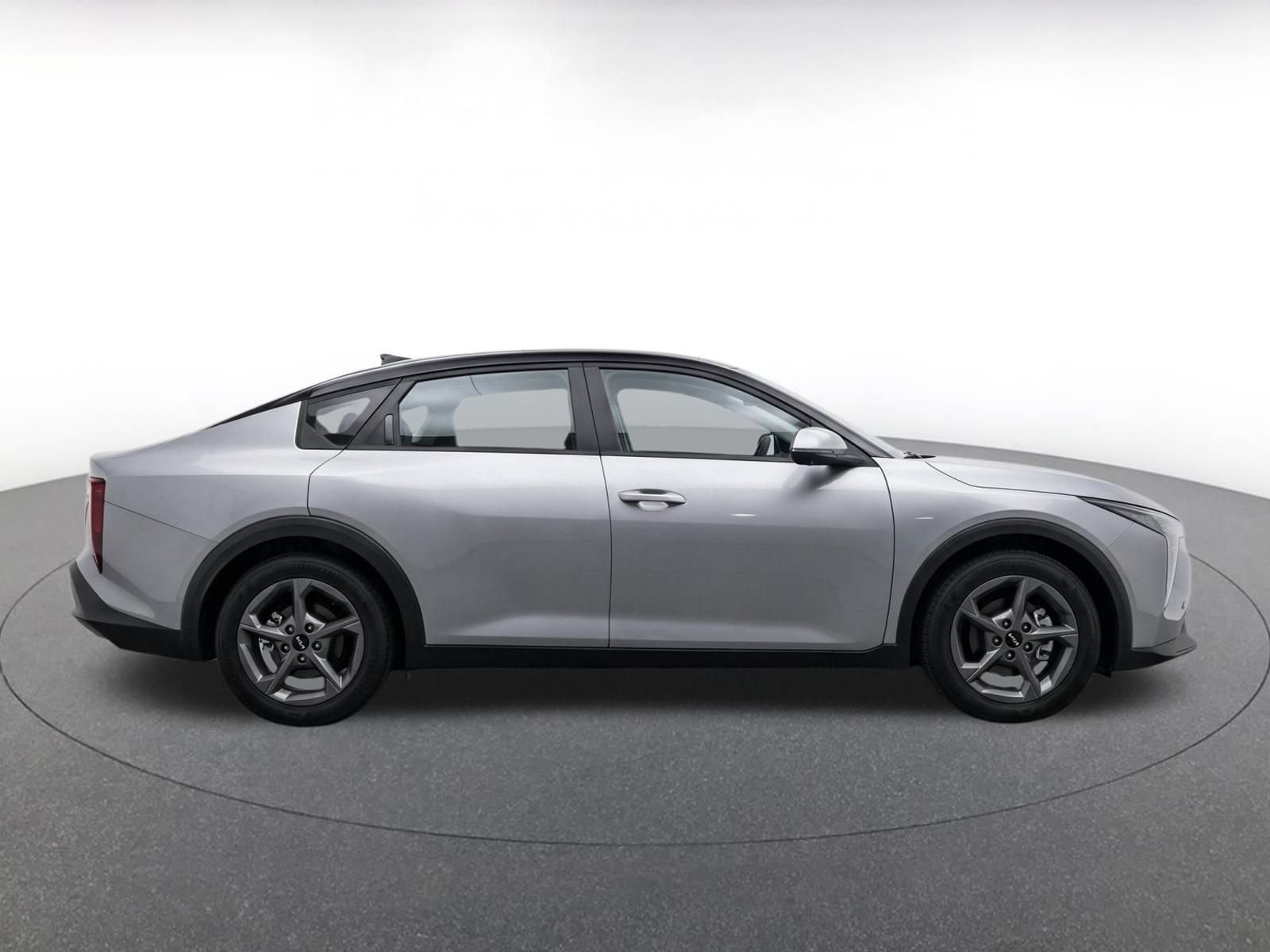 Used 2026 Kia K4 FWD image 9