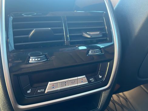 Used 2022 BMW X5 xDrive40i w/ Executive Package image 13