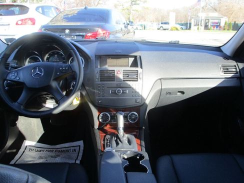 Used 2011 Mercedes-Benz C 300 4MATIC Sedan image 13