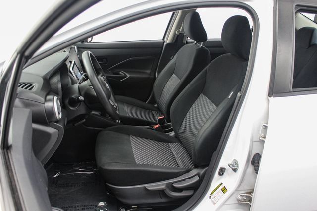 Used 2024 Nissan Versa S w/ Trunk Package FWD image 17