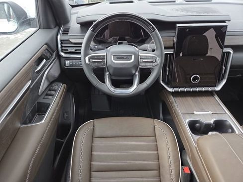 New 2026 GMC Acadia Denali Ultimate w/ LPO, Floor Liner Package image 33