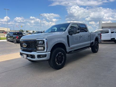 New 2026 Ford F250 Lariat w/ Tremor Off-Road Package image 3