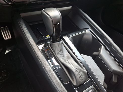 Used 2025 Honda Accord Sport image 16