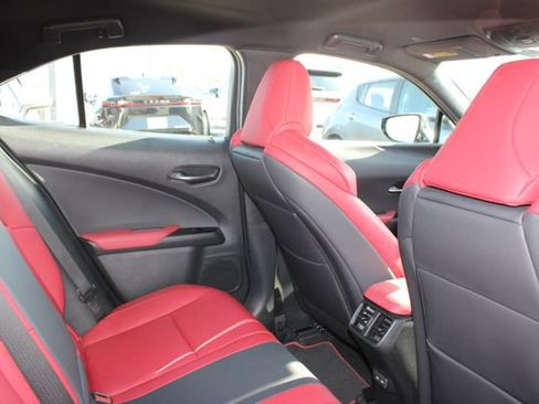 Used 2021 Lexus UX 250h F Sport AWD/4WD image 6