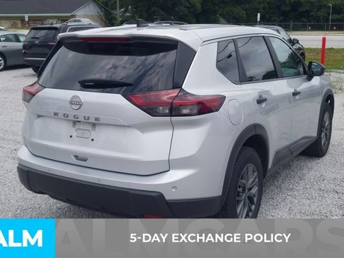 Used 2024 Nissan Rogue S FWD image 3