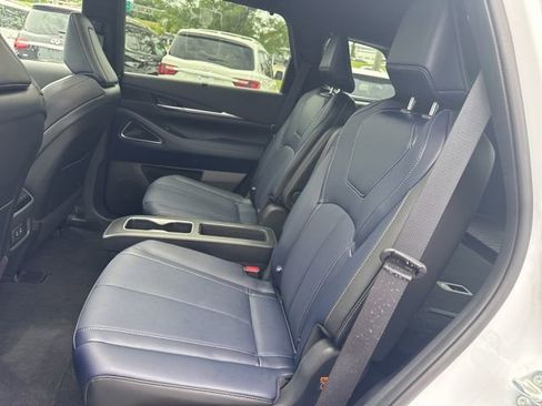 Certified 2026 INFINITI QX60 Sport w/ Dark Cargo Package AWD/4WD image 11