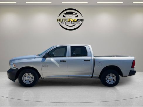 Used 2017 RAM 1500 Tradesman w/ Popular Equipment Group RWD image 4