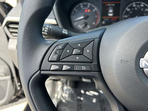 Used 2025 Nissan Altima 2.5 S image 25