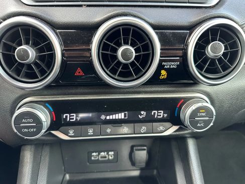 Used 2020 Nissan Sentra SV image 22