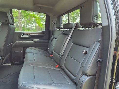 New 2026 Chevrolet Silverado 1500 LT Trail Boss w/ LT Trail Boss Premium Package AWD/4WD image 17