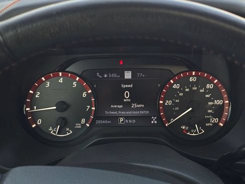 Used 2024 Nissan Titan PRO-4X w/ Pro-4x Convenience Package AWD/4WD image 17