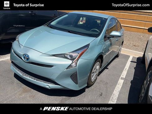 Used 2016 Toyota Prius Two FWD image 1