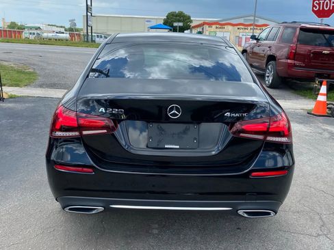 Used 2020 Mercedes-Benz A 220 4MATIC image 5