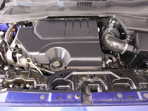 Used 2021 Jaguar E-PACE SE image 20