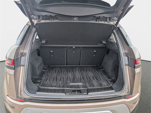 Used 2020 Land Rover Range Rover Evoque S image 8