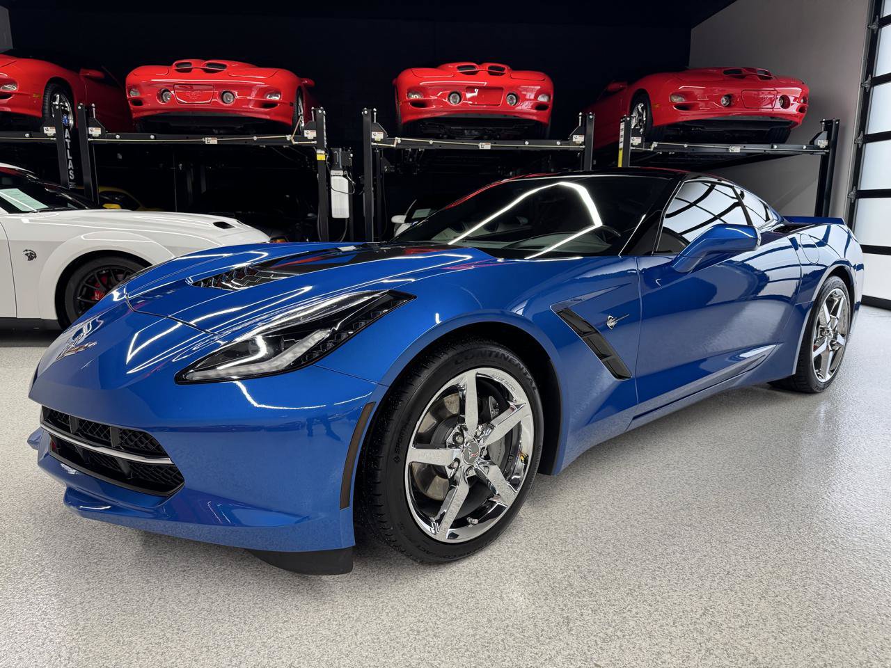 Used 2014 Chevrolet Corvette Stingray Coupe w/ 2LT Preferred Equipment Group RWD image 4