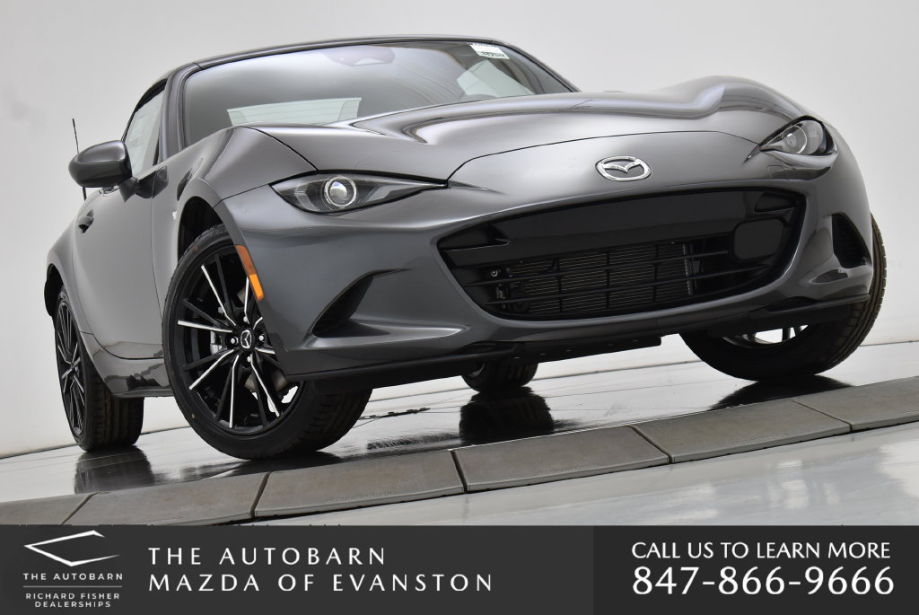 Used 2025 MAZDA MX-5 Miata RF Grand Touring RWD image 3