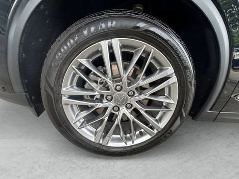 Used 2022 Acura MDX SH-AWD w/ Advance Package image 29