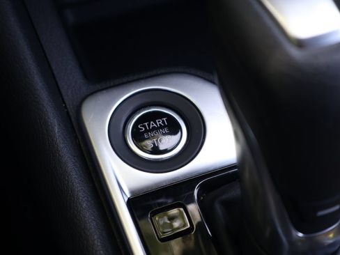 Used 2024 Nissan Sentra SV FWD image 23