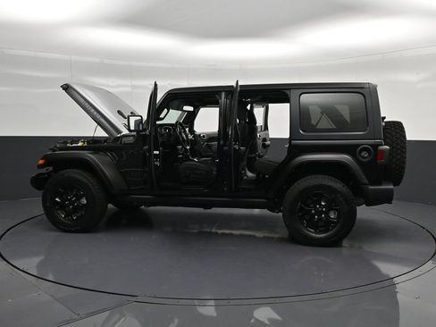 Used 2021 Jeep Wrangler Unlimited Sport AWD/4WD image 38
