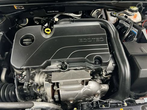 Used 2022 Chevrolet Malibu RS FWD image 24
