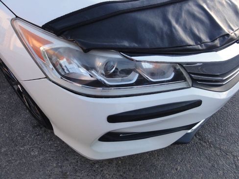 Used 2017 Honda Accord EX-L image 26