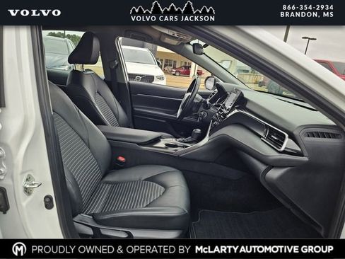 Used 2024 Toyota Camry SE image 24