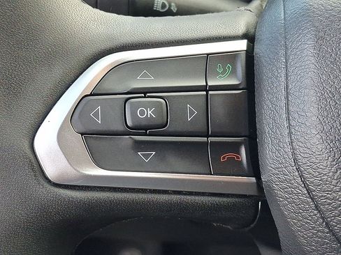 Certified 2025 Jeep Compass Limited AWD/4WD image 23