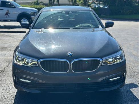 Used 2017 BMW 540i RWD image 3