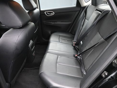 Used 2019 Nissan Sentra SL image 9