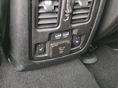 Used 2024 Dodge Durango GT image 17