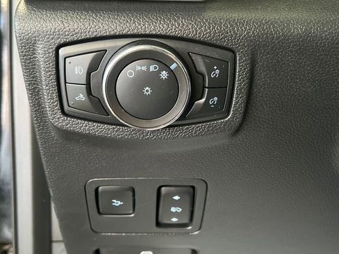 Used 2021 Ford F250 Lariat image 28