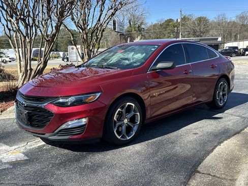 Used 2019 Chevrolet Malibu RS image 1