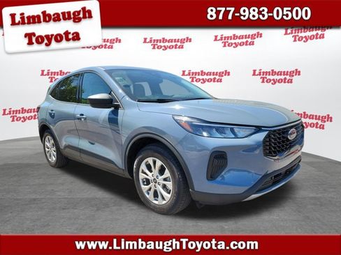 Used 2025 Ford Escape Active w/ Tech Pack #1 FWD image 1
