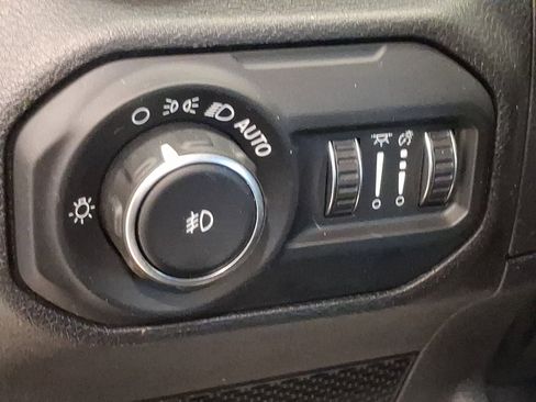 Used 2021 Jeep Wrangler Unlimited Sport image 25