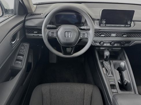 Certified 2023 Honda Accord EX image 22