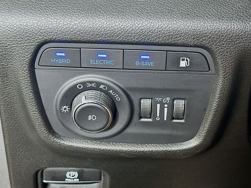 Used 2022 Jeep Grand Cherokee Limited 4xe AWD/4WD image 17