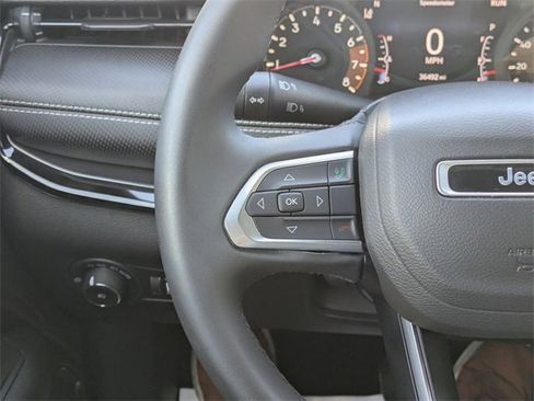 Used 2022 Jeep Compass Altitude image 17