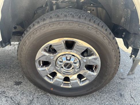 Certified 2025 Ford F350 Lariat w/ Lariat Ultimate Package AWD/4WD image 44