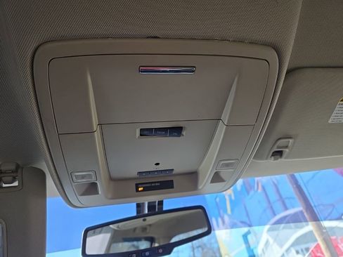 Used 2018 GMC Sierra 1500 SLT w/ SLT Premium Package image 17