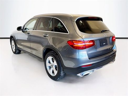 Used 2017 Mercedes-Benz GLC 300 4MATIC image 7