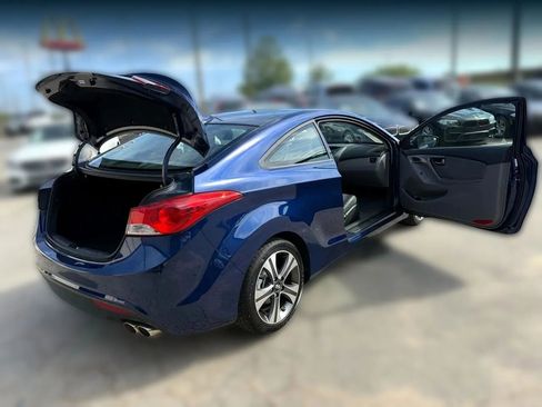 Used 2013 Hyundai Elantra SE image 32