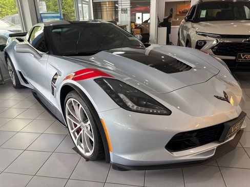 Used 2017 Chevrolet Corvette Grand Sport RWD image 18
