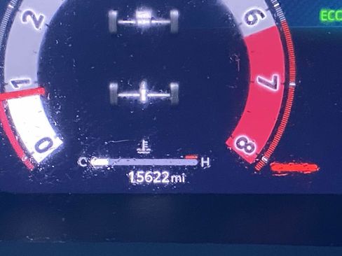 Used 2024 Toyota Tacoma TRD Sport w/ TRD Sport Upgrade Package image 24