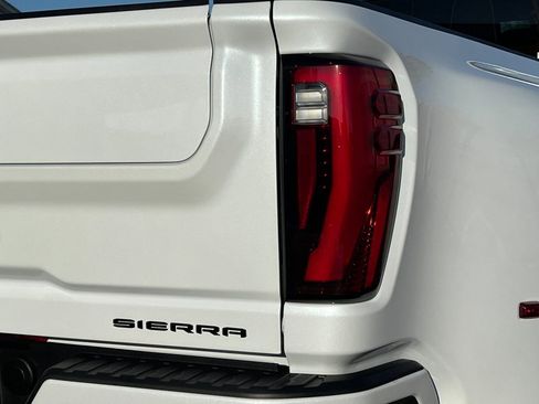 New 2026 GMC Sierra 3500 Denali Ultimate w/ LPO, Black Badging Package image 7
