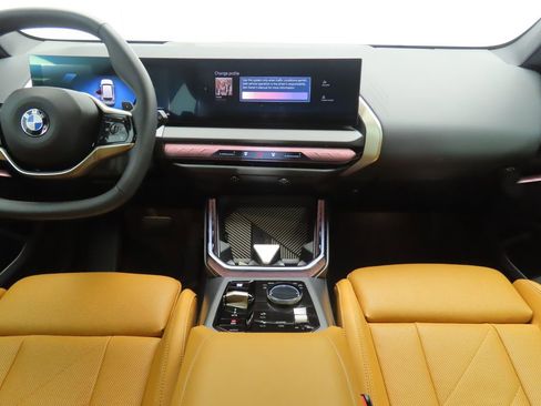 Used 2025 BMW X3 xDrive30i w/ Convenience Package image 13