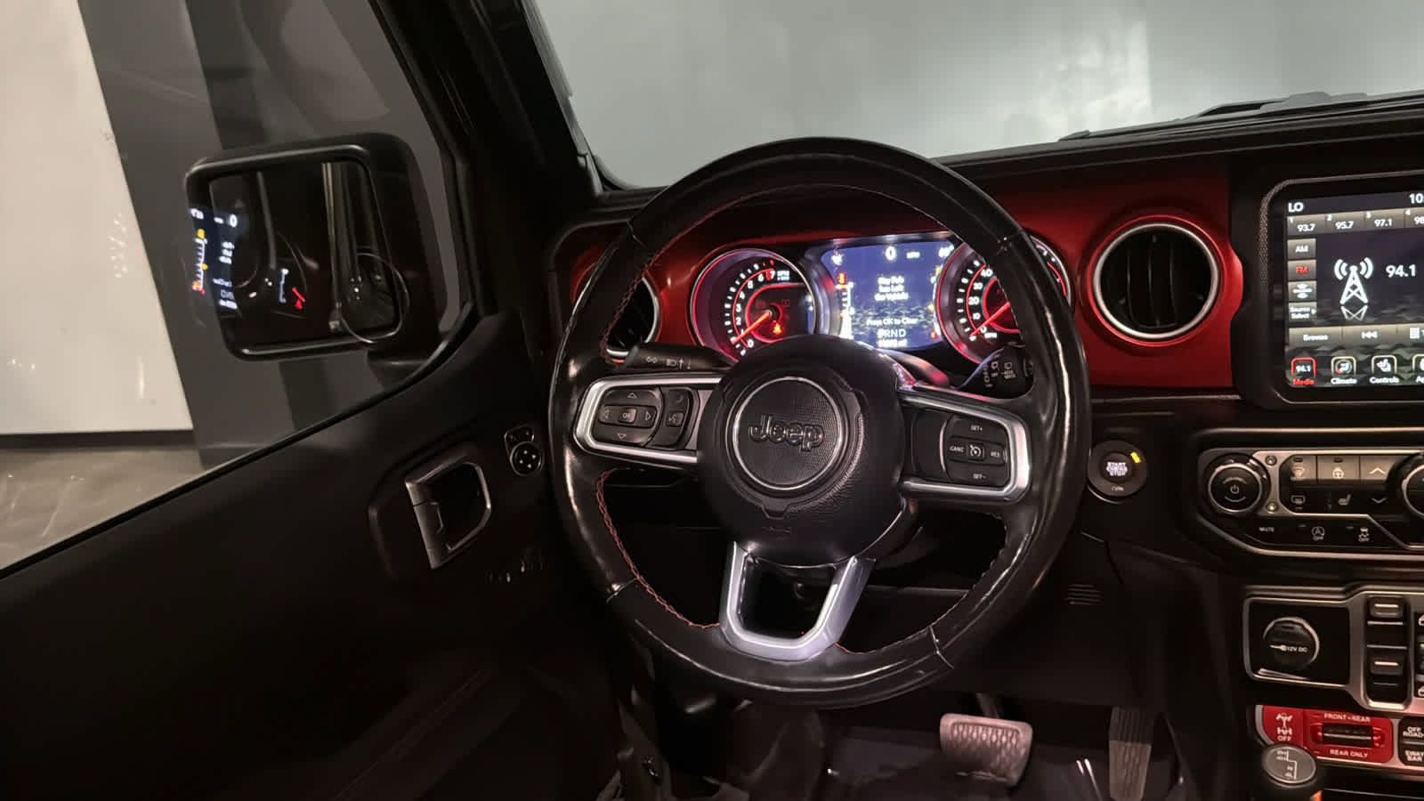 Used 2021 Jeep Wrangler Unlimited Rubicon AWD/4WD image 27