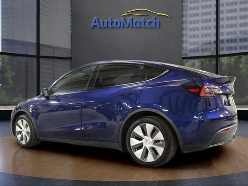 Used 2021 Tesla Model Y Long Range image 7